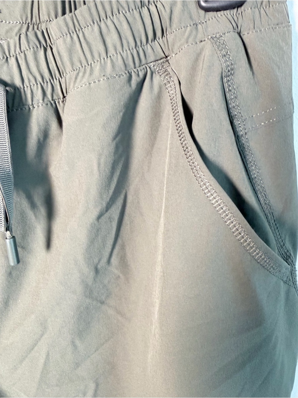 Eddie Bauer Army Green Drawstring Cargo Joggers - Picture 6 of 14